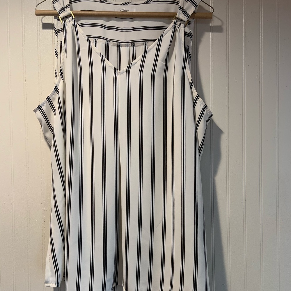 Lightweight top